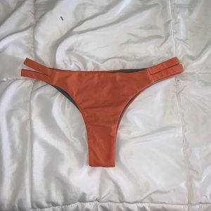 Jolyn Marlin bottoms